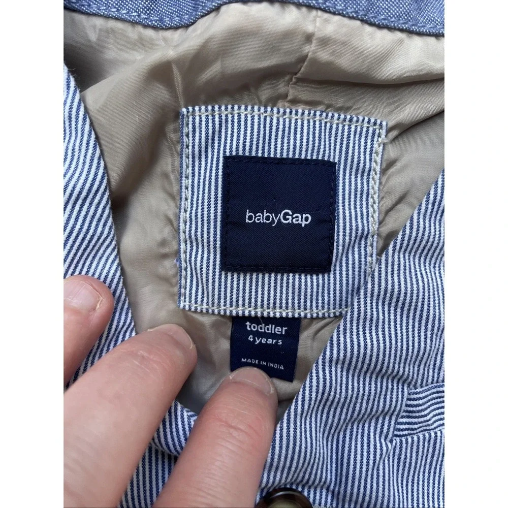 Baby Gap Boys Vest Size 4T Blue White Striped Button Up Lightweight Layering Top